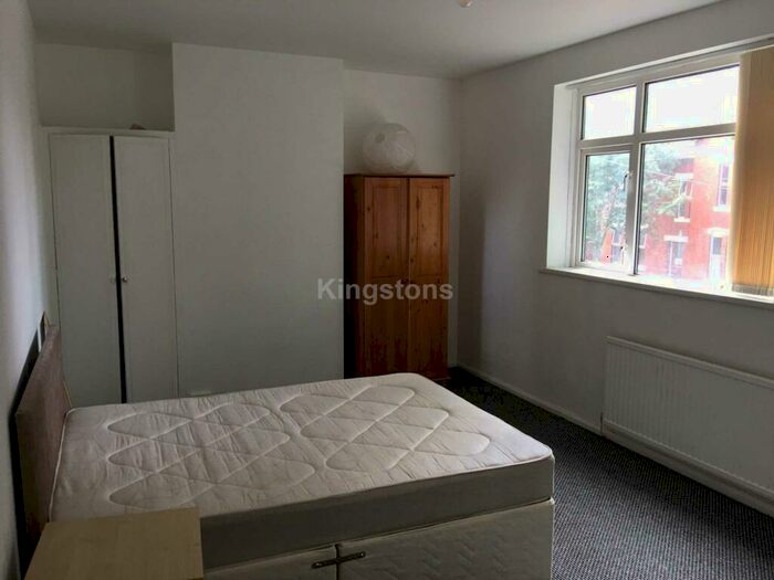 6 Bedroom Terraced House To Rent In Senghenydd Road, Cathays, Cardiff, CF24