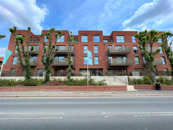2 Bedroom Apartment To Rent In Harrow View, Harrow, HA1