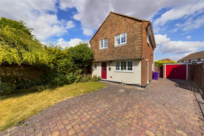 3 Bedroom Detached House To Rent In Briary Lane, Royston, Hertfordshire, SG8