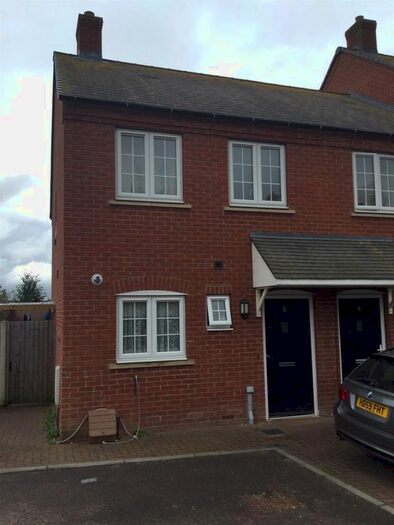 2 Bedroom End Of Terrace House To Rent In Albone Avenue, Arlesey, SG15