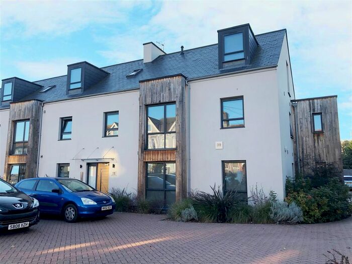 1 Bedroom Flat To Rent In Selden Road, Worthing, BN11