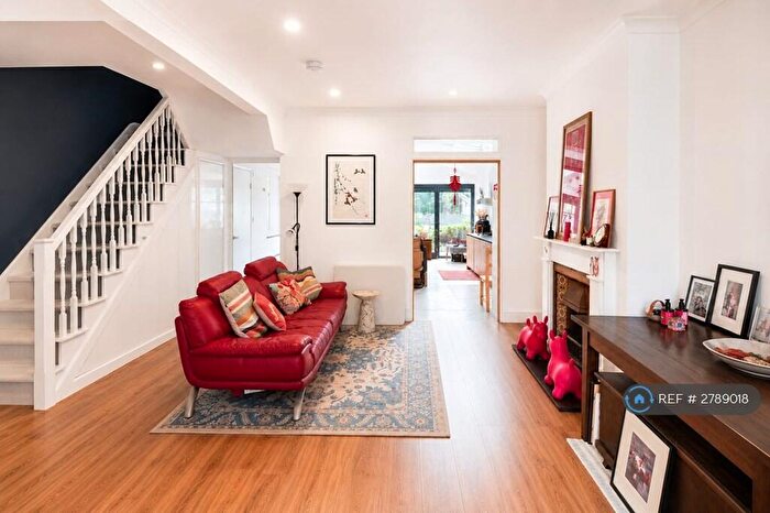 5 Bedroom Terraced House To Rent In Henslowe Road, London, SE22