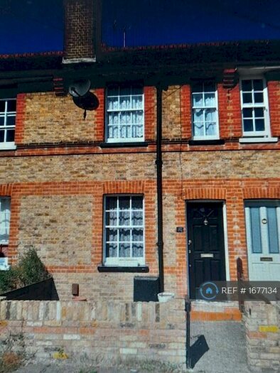 2 Bedroom Terraced House To Rent In Upper Bridge Road, Chelmsford, CM2