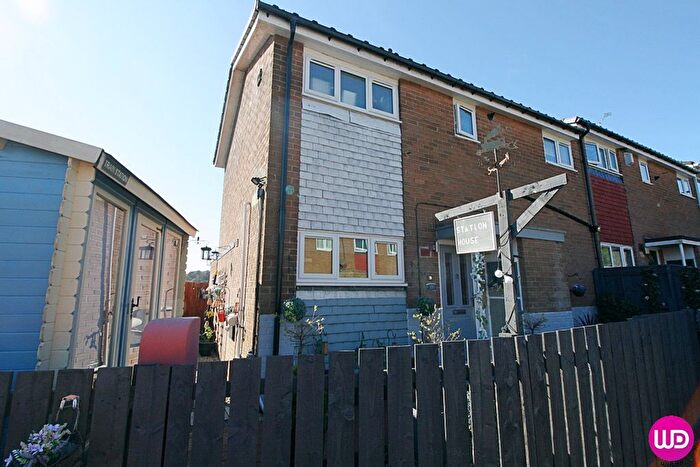 3 Bedroom Semi-Detached House For Sale In Lowbiggin, Newcastle Upon Tyne, NE5