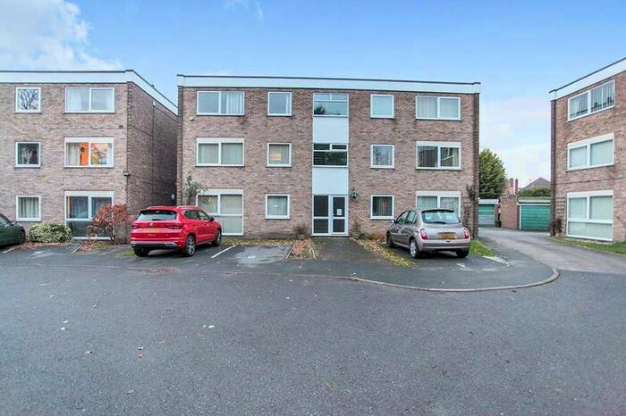 2 Bedroom Apartment To Rent In Beaconsfield Court Leicester Road, Nuneaton, Warwickshire, CV11
