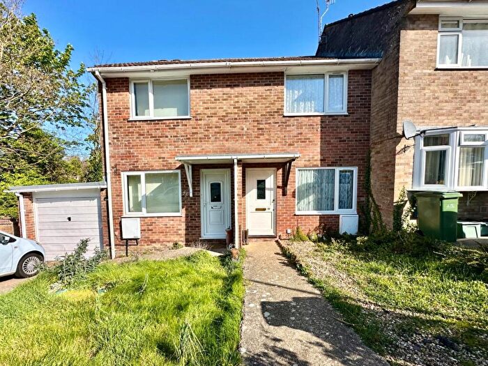 2 Bedroom Terraced House For Sale In Springfield Road, Weymouth, DT3