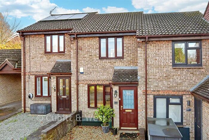 2 Bedroom Terraced House For Sale In Tulyar Close, Tadworth, Surrey, KT20