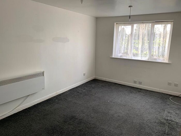 2 Bedroom Flat To Rent In Cumberland Place, London, SE6