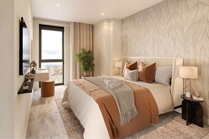 2 Bedroom Flat For Sale In Dinton Street, Cornbrook, Manchester, M15