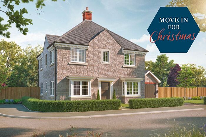 4 Bedroom Detached House For Sale In "The Gatehouse" At Wanborough Road, Swindon, SN4