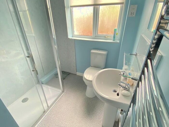 3 Bedroom Detached Bungalow For Sale In Fairfield Close, Mundesley, NR11