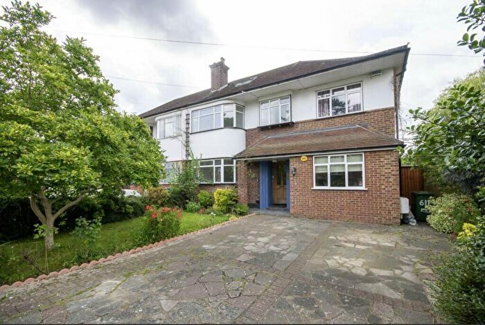 6 Bedroom Semi-Detached House To Rent In Rayners Lane, Pinner, HA5