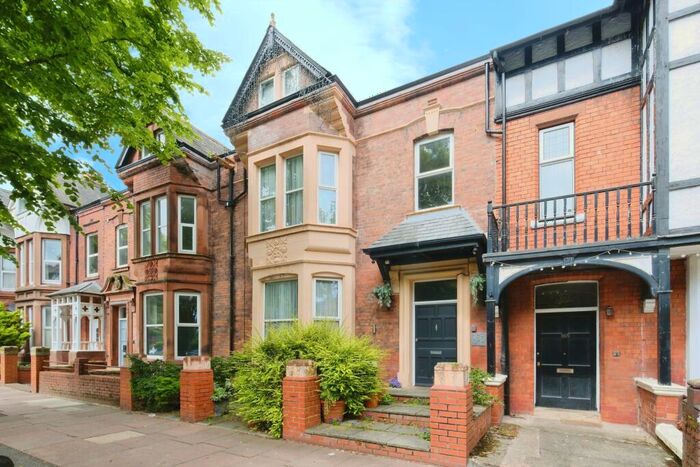 7 Bedroom Terraced House For Sale In Warwick Road, Carlisle, Cumbria, CA1