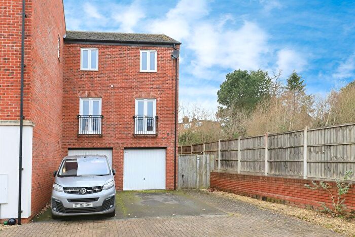 3 Bedroom Town House For Sale In Betjeman Way, Cleobury Mortimer, Kidderminster, DY14
