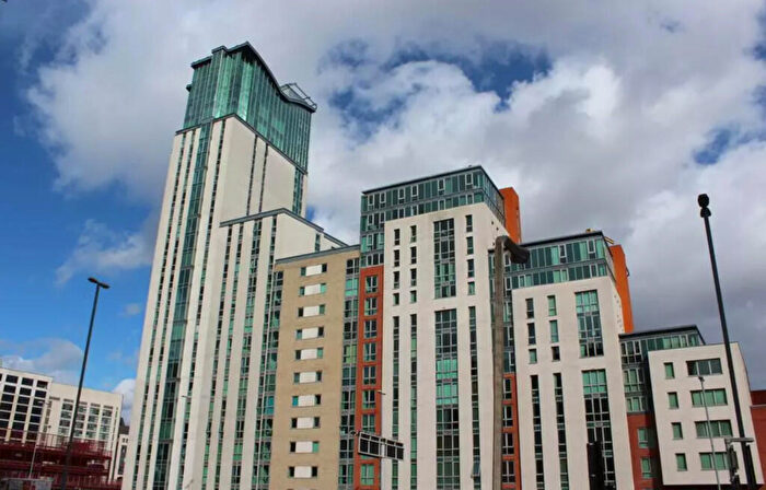 2 Bedroom Flat To Rent In Orion Building, B5