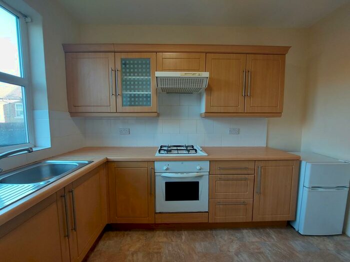 1 Bedroom Flat To Rent In Holme Lane, Sheffield, S6