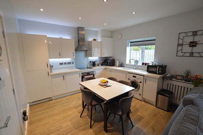 2 Bedroom Bungalow For Sale In Brocklehanger Edge, Cranfield, MK43