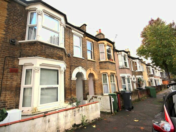 1 Bedroom Flat To Rent In Lynmouth Road, London, E17