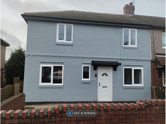 3 Bedroom Semi-Detached House To Rent In Grange Crescent, Barnsley, S71