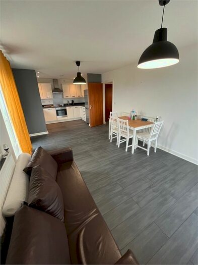 1 Bedroom Flat To Rent In Samuel Garside House, 2 De Pass Gardens, Barking IG11