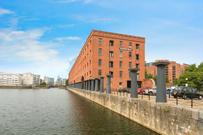 2 Bedroom Flat For Sale In Wapping Quay, Liverpool, Merseyside, L3