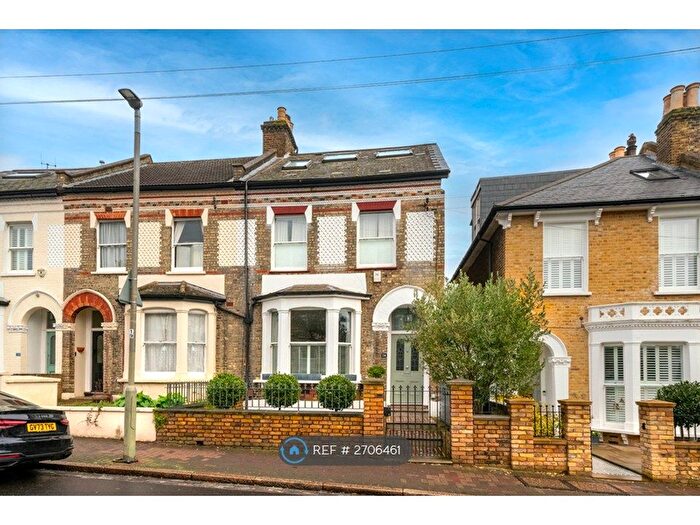 4 Bedroom Semi Detached House To Rent In Ramsden Road, London, SW12