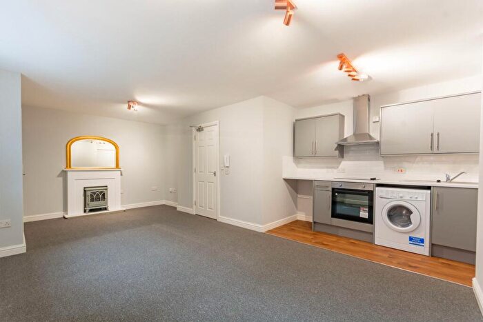 2 Bedroom Flat For Sale In The New Alexandra Court, Woodborough Road, Nottingham, Nottinghamshire, Whats My, NG3