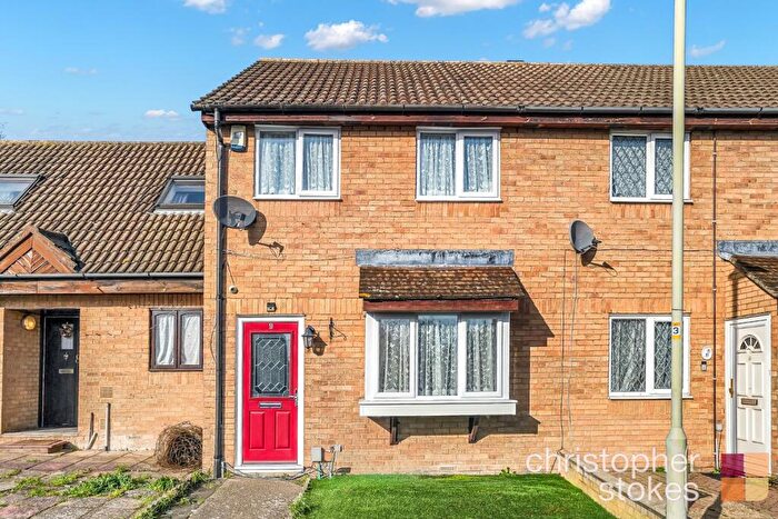 3 Bedroom Terraced House For Sale In Jacksons Drive, Cheshunt, Hertfordshire, EN7