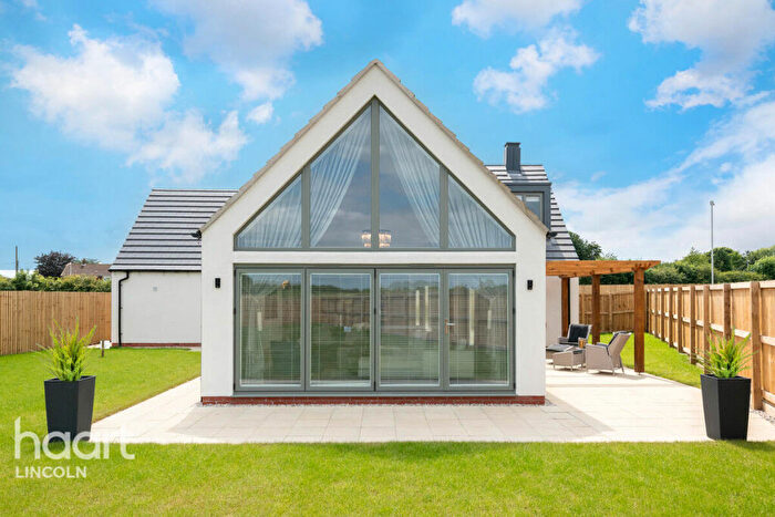 4 Bedroom Detached House For Sale In Stow Park Road, Marton, DN21