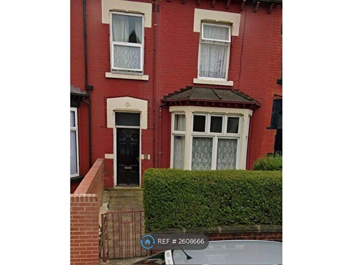 1 Bedroom Flat To Rent In Mexborough Avenue, Leeds, LS7