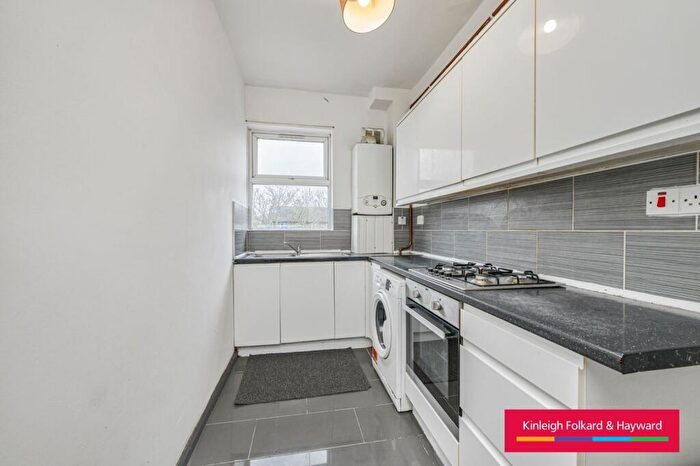 3 Bedroom Flat To Rent In Brockley Road, Brockley, London, SE4