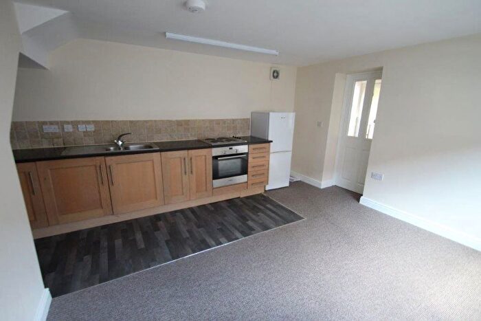 2 Bedroom Flat To Rent In Livingstone Street, Leicester, LE3