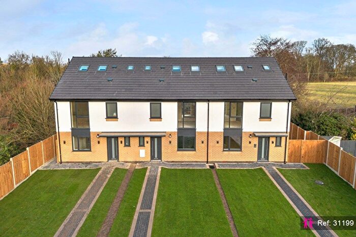 4 Bedroom End Terrace House For Sale In Dovedale Street, Ware, SG12