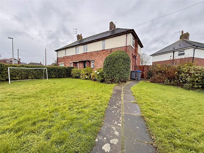3 Bedroom Semi Detached House For Sale In Wensleydale Avenue, Blackpool, Lancashire, FY3