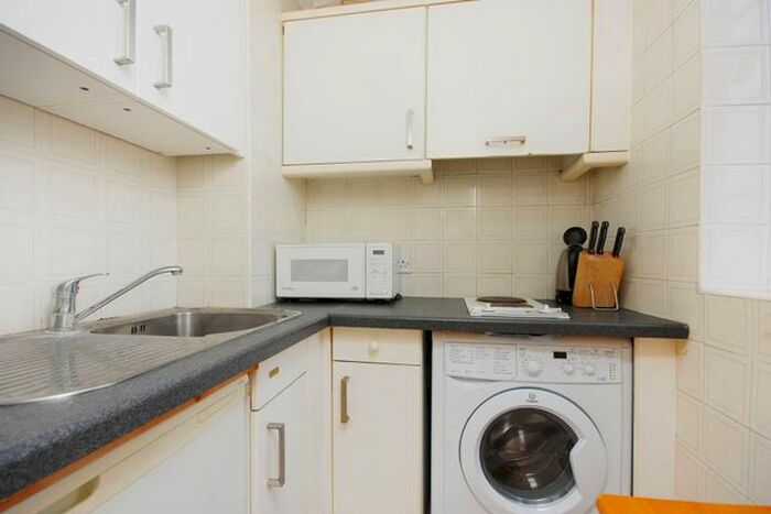 Studio To Rent In Sloane Avenue, Chelsea, London, SW3