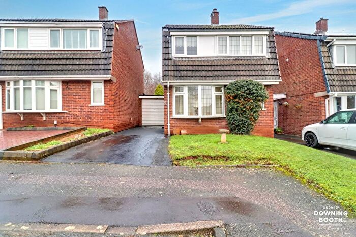 3 Bedroom Detached House For Sale In St. Marys Road, Lichfield, WS13