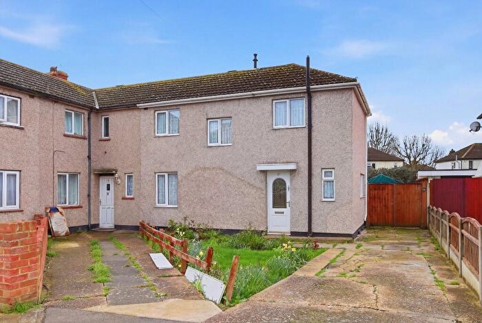 3 Bedroom End Of Terrace House For Sale In Southey Walk, Tilbury, RM18