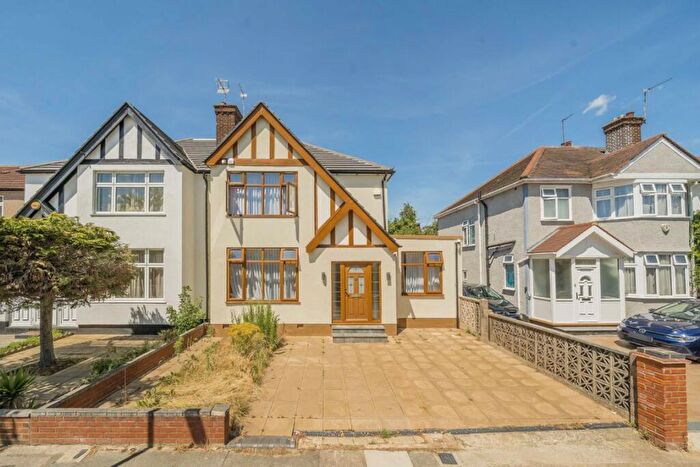4 Bedroom Semi-Detached House For Sale In Gladstone Park Gardens, Cricklewood, NW2