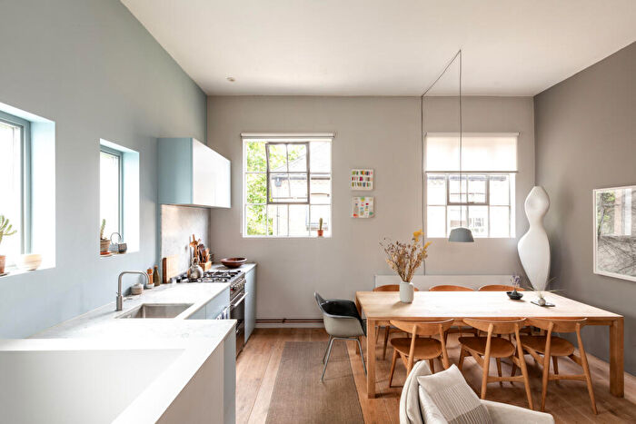 1 Bedroom Mews For Sale In Atlas Mews Iii, London, E8