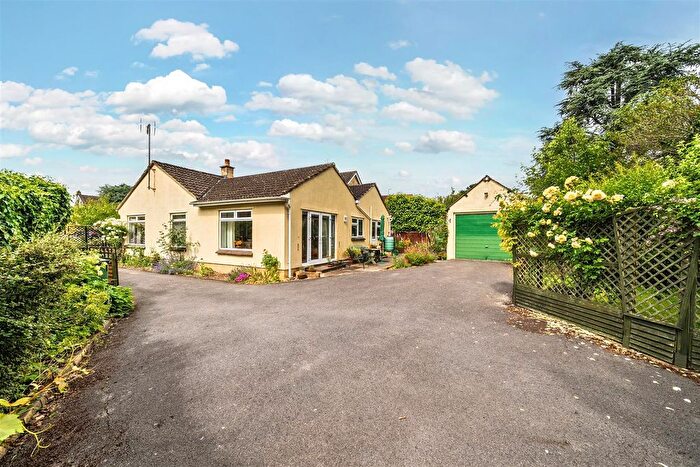 3 Bedroom Detached Bungalow For Sale In Ridings Mead, Chippenham, SN15