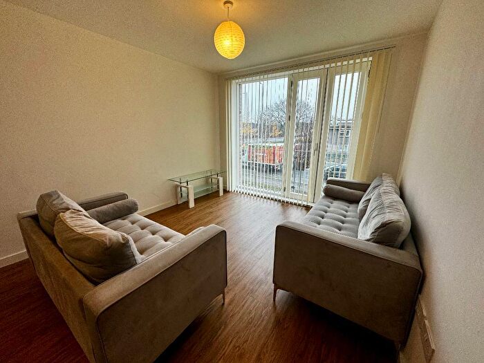 2 Bedroom Apartment To Rent In City Road, Hulme, Manchester, M15