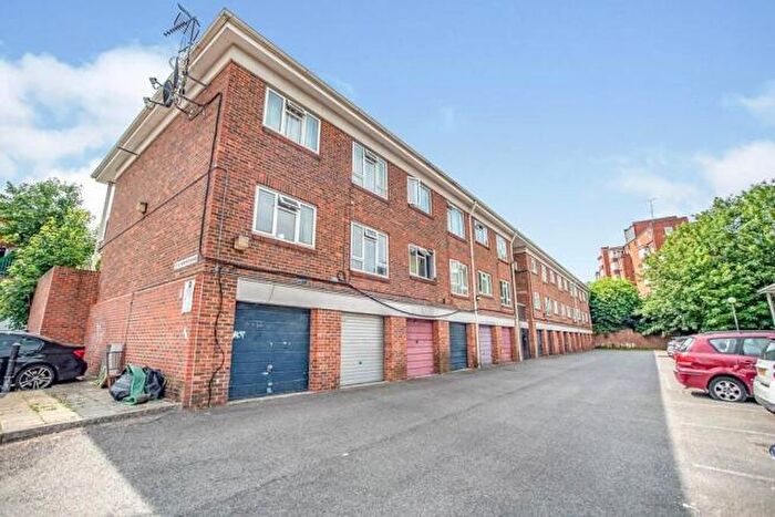 1 Bedroom Flat To Rent In Gorman Road, SE18