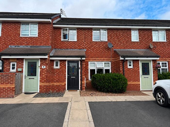 3 Bedroom Town House For Sale In Meadowbarn Close, Southdene, L32