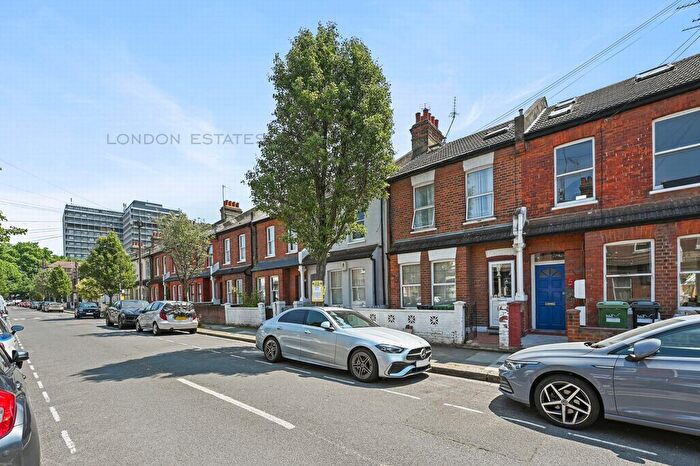 1 Bedroom Flat To Rent In Lochaline Street, Hammersmith, W6