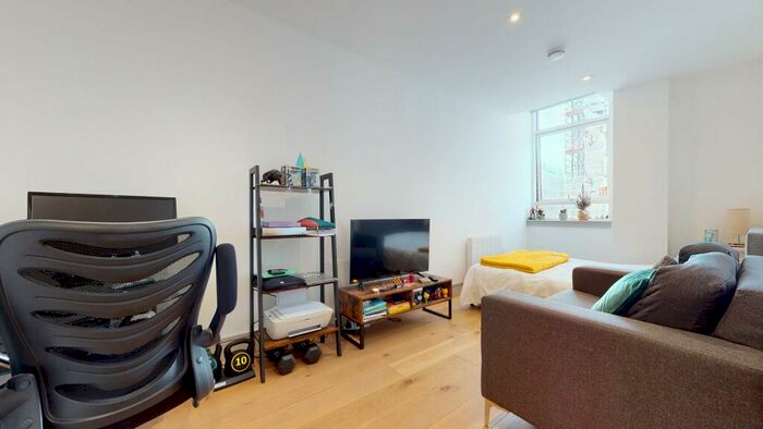 Studio To Rent In Lawrence Road, N15