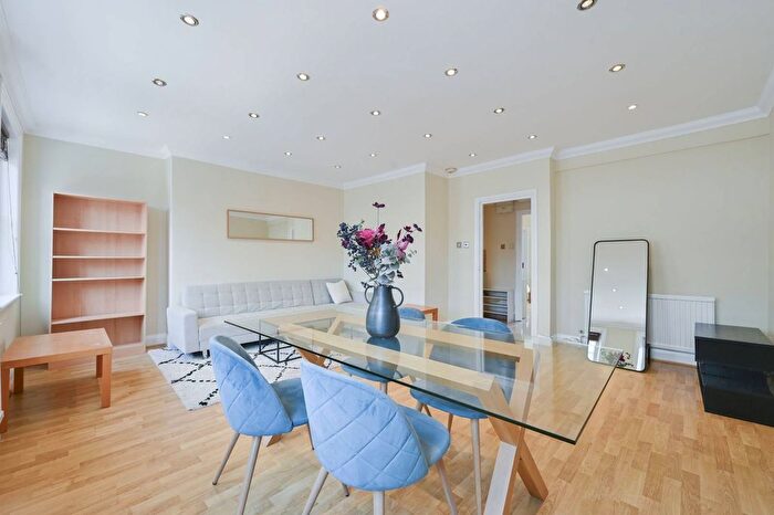 1 Bedroom Flat To Rent In Welbeck Street, Marylebone, London, W1G