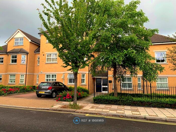 2 Bedroom Flat To Rent In Manor Road, Harrow, HA1