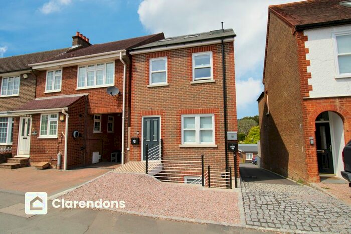 2 Bedroom Maisonette To Rent In Reigate, Surrey, RH2