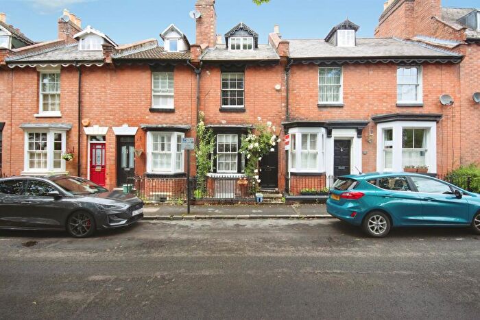 3 Bedroom Terraced House For Sale In Rosefield Street, Leamington Spa, CV32