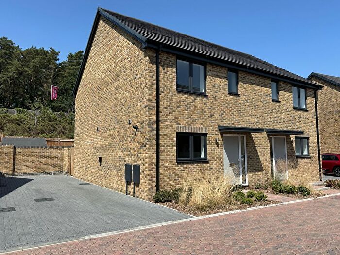 3 Bedroom Semi-Detached House To Rent In Tydeman Lane, Bordon, GU35